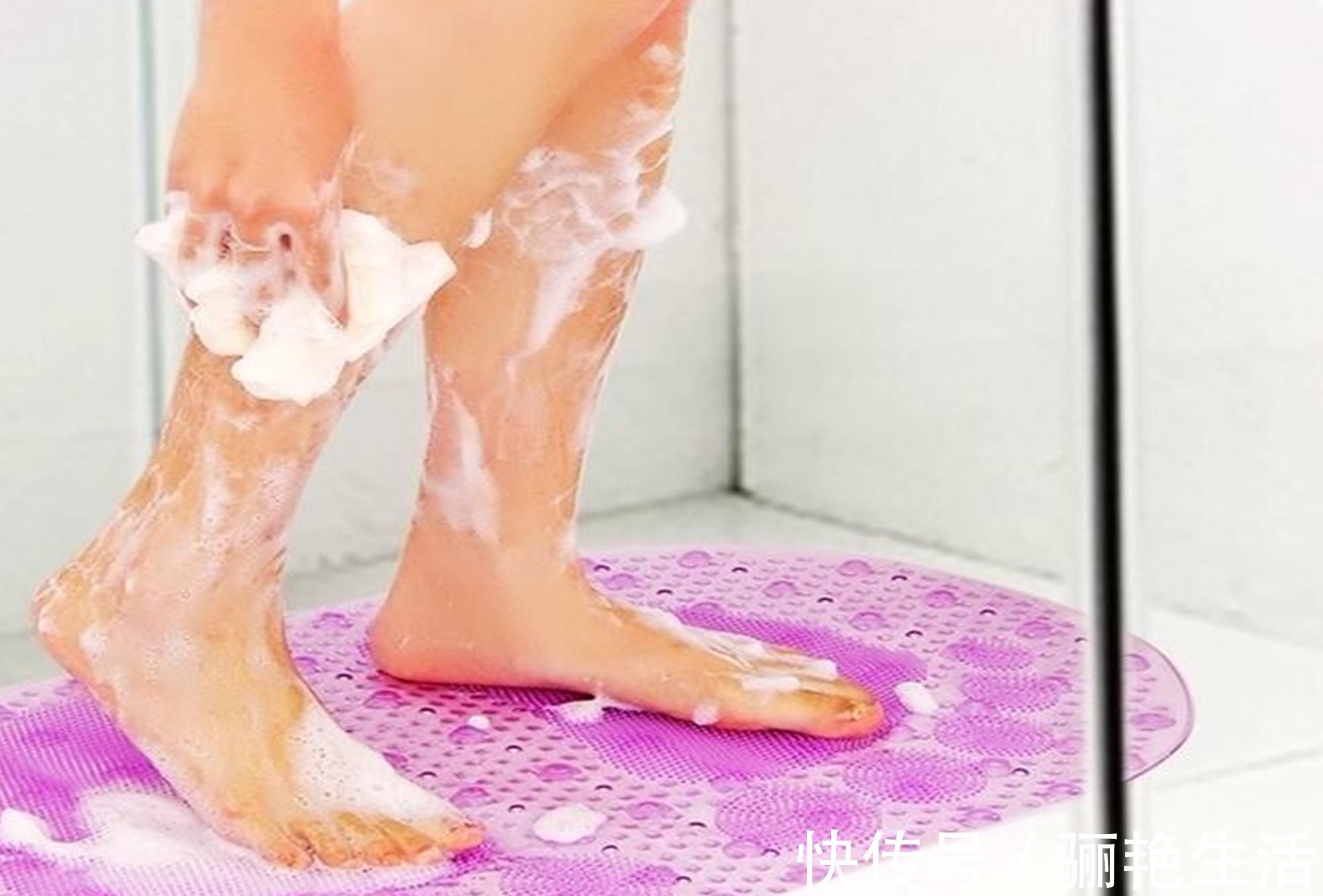 菌群平衡|孕期洗澡时这些部位不要乱搓，时间也要把控好，关系胎宝健康