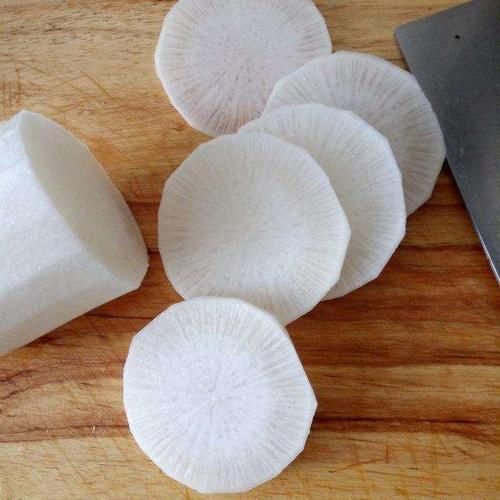 白萝卜和它是绝配,简单煮一煮,暖胃养胃,补钙质,身体暖和和!