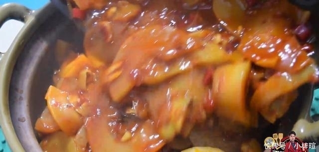 酸笋田螺煲最好吃的做法,酸辣可口简单美味,看看你喜欢吃不?