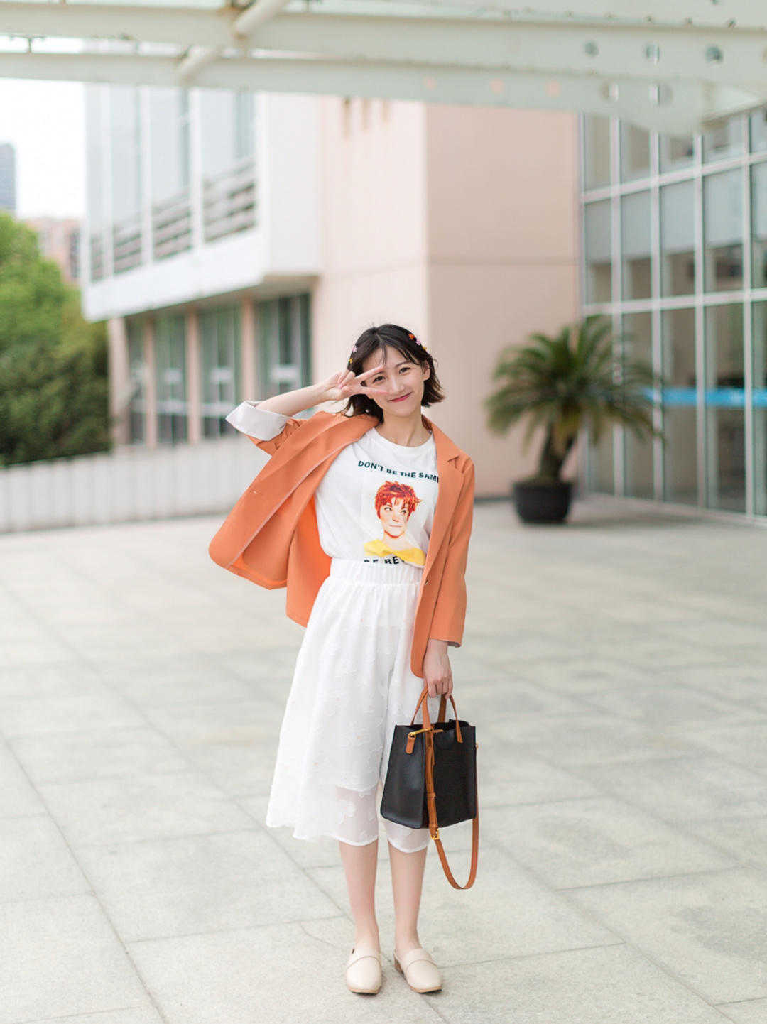 时尚博主|秋天穿衣几个显瘦的小技巧？微胖女孩看过来，全是实用性强的