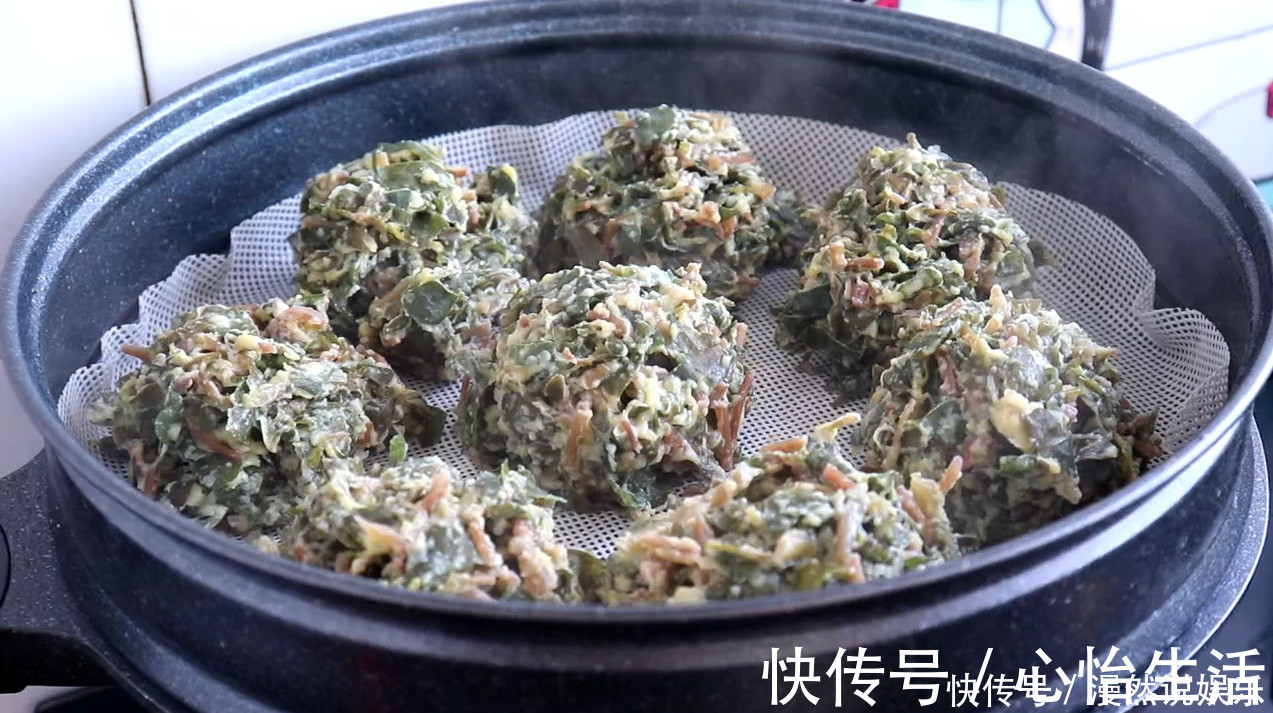 搅拌均匀|马齿苋最好吃的做法,家里每次做一大盆不够吃,吃着真香