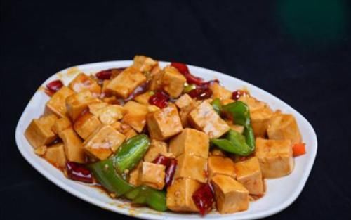 豆腐|豆腐的新做法,简单一做就是饭店的味道,嫩滑美味又下饭!