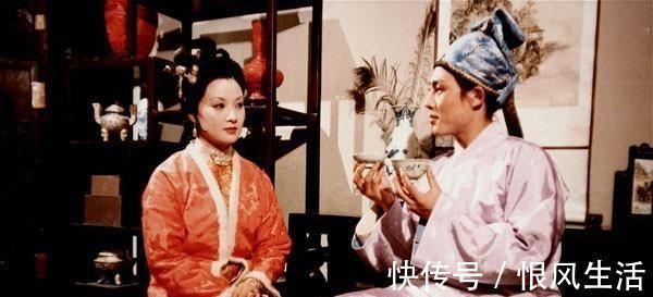 王熙凤$贾府2对夫妻的悄悄话,透露他们喜欢林黛玉,对薛宝钗心存不满