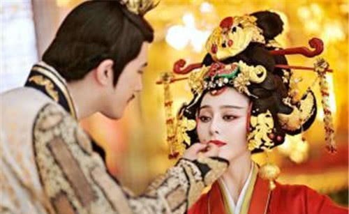 唐太宗|武则天嫁李世民12年没怀孕，为何嫁李治后连生6个？只因她的这个缺陷