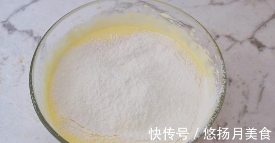 自制的鸡蛋小饼干，又香又脆，特别好吃！