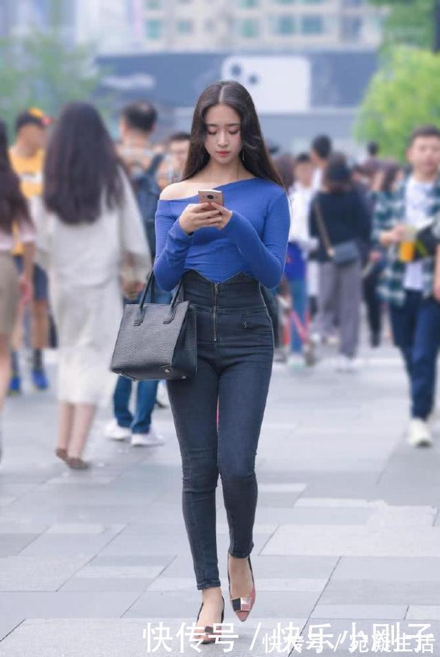 高跟鞋|高腰牛仔裤,百搭又耐看,让整个人的气质充满着自信的魅力