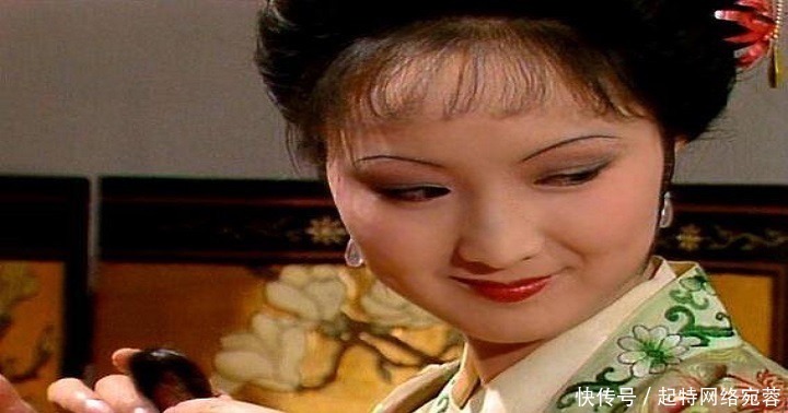 红楼!红楼中温文尔雅的她,生平第一次骂人,竟然是为情所困