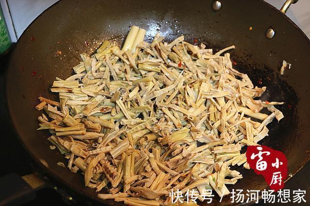 这种美味，城里根本买不到，要吃还得去农村！