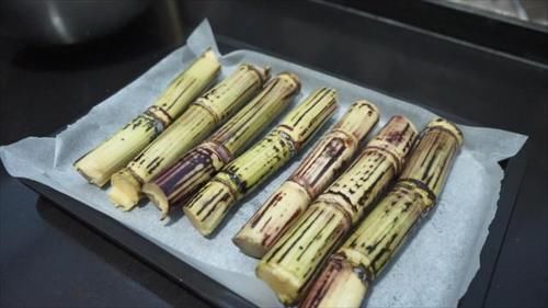  没开玩笑，冬天就要把甘蔗“红烧”着吃，香甜美味吃完也不咳嗽了