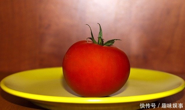 番茄汁|三十岁以后，怎么淡斑去黄气？做好这几点，或助于淡斑