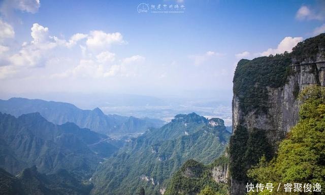 公路|张家界天门山，刚过了九十九道弯，还有笔直的楼梯让人绝望