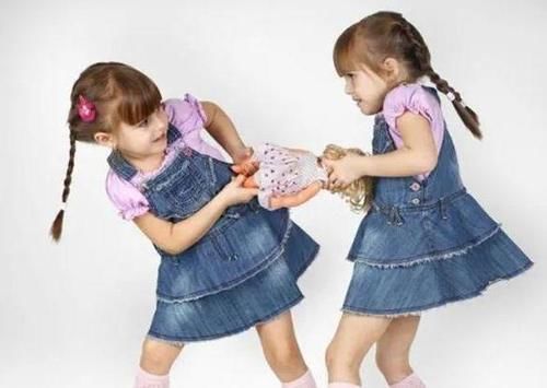 过河|孩子再善良,也要让他学会“3狠”,不然早晚会被人当软柿子来捏