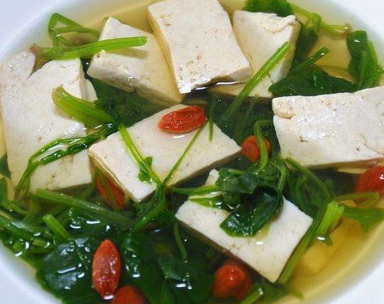 豆腐虽好,但不可与以下3物搭配,别等全家人“住院”才明白