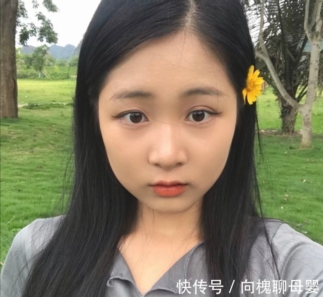 表现力 甩裤对臀部的表现力是无与伦比的,瑜伽裤都不行,特别是薄款!