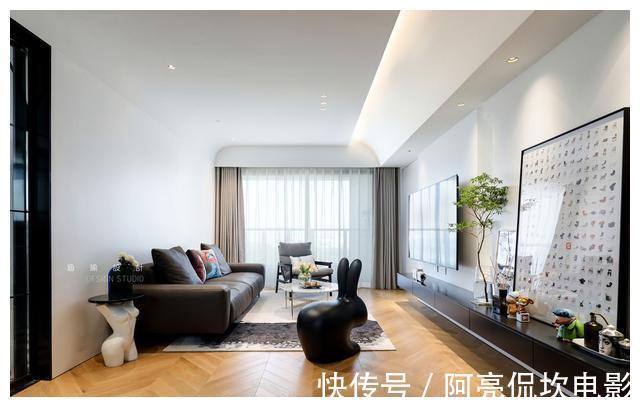 阿兰·德波顿|110㎡三居室改造，大厨房、大主卧、大衣帽间它都有，越看越喜欢！