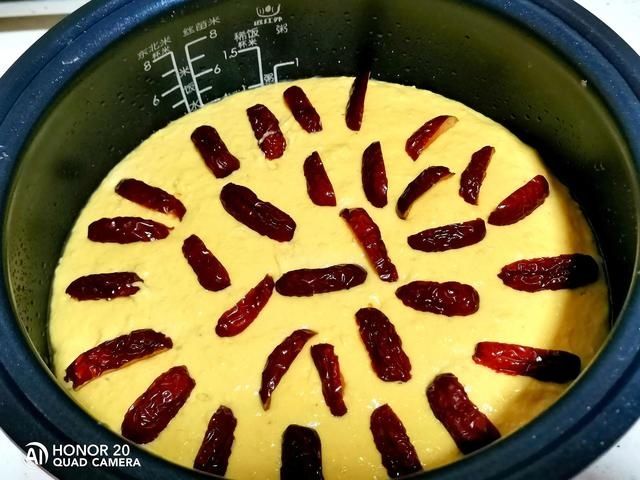 发糕|鲜玉米新吃法，蓬松喧软，比蛋糕还好吃，做法简单零失败