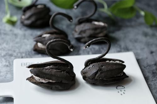 这么精致的泡芙你一定没见过，口感细腻，蓬松可口颜值高