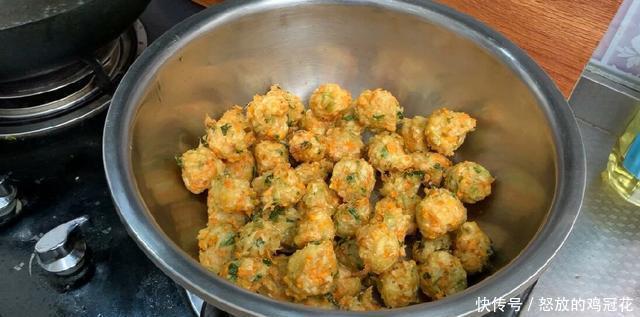 做法|炸萝卜丸子,加淀粉就大错特错了,教你正确做法,鲜香酥脆吃不够