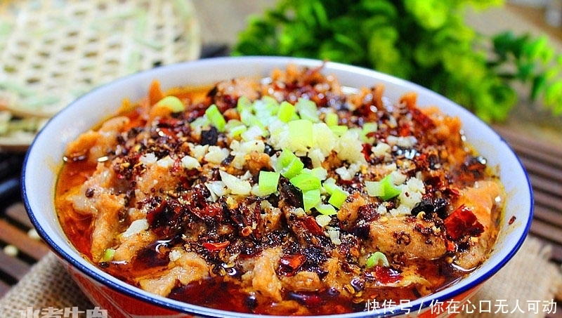 4道凉菜，6道荤菜，一桌丰盛的年夜饭，做法没什么难度