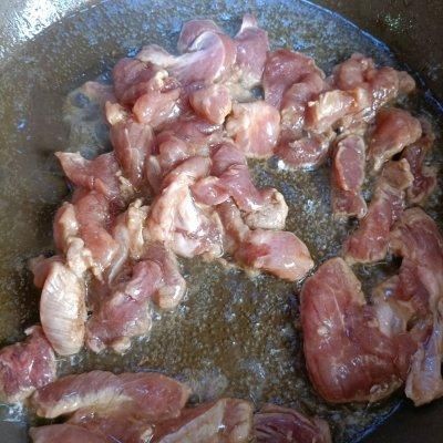 这道香干炒肉丝真的是不讲究,有啥放啥都好吃