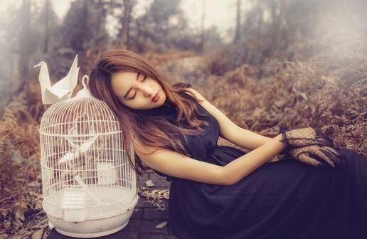 肚脐|女子每晚滴风油精在肚脐上,一月后的变化连医生都服了