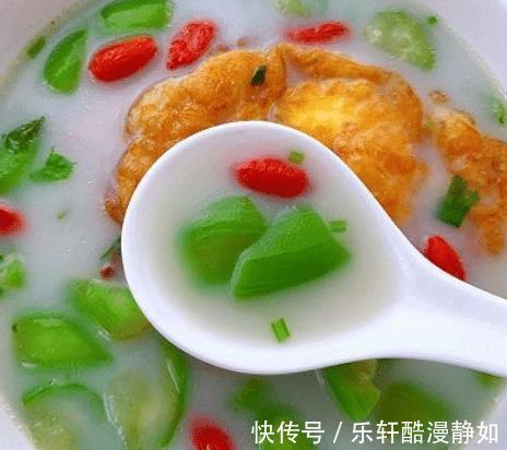 丝瓜|八月天气热，常煮这两道鲜汤，消暑降火，简单好做，美味还健康