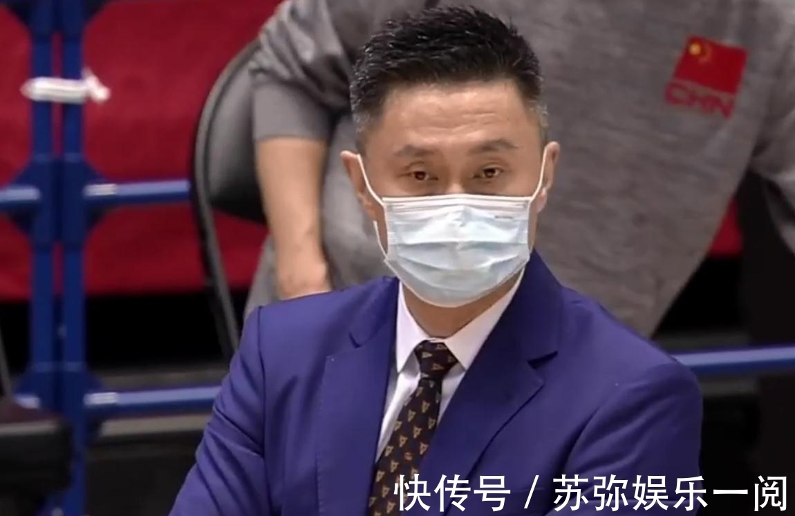 胡金秋|战术大师!中国男篮大胜需感谢一人,三大变化打得日本招架不住