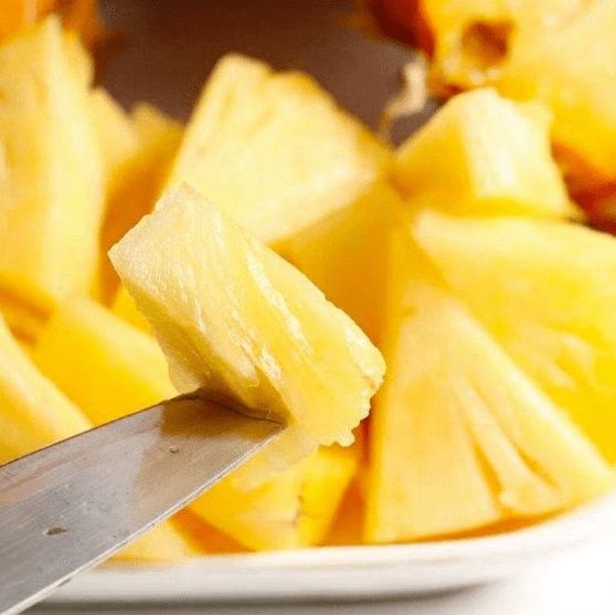 吃菠萝，别再用盐水泡了！老板教你其他做法，菠萝香香甜甜，好吃