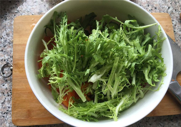 排毒|女性不想显老,多吃3种食物,养颜排毒、帮助消化,爱吃就赚了