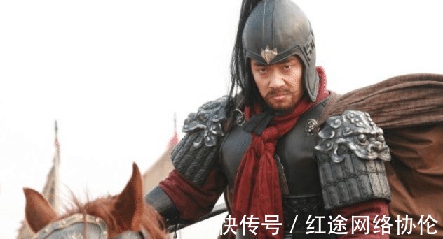 法术|梁山最强的剑客是谁？不是会法术的公孙胜，而是一个看似废柴的人