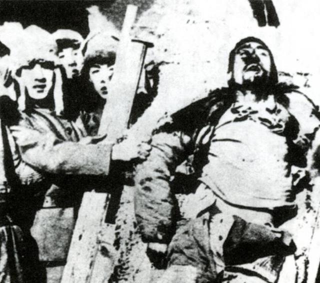 中国|二战中绝对的中国英雄,所有人无法想象的铮铮铁骨,杨靖宇