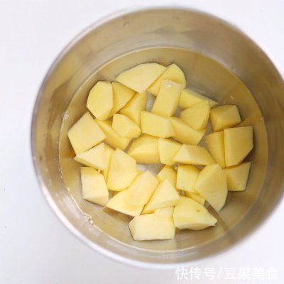 韩式|超简单10分钟下饭菜！韩式土豆烧番茄便当