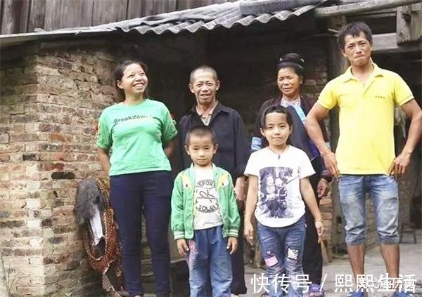 少数民族@她是寨里“一枝花”,16岁头像被印上人民币,现在过得如何