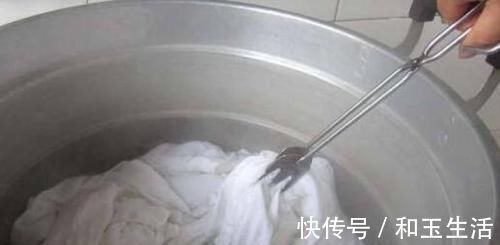 很干净|毛巾用久了又臭又滑,聪明人用这几种东西清洗,干净得跟新买一样