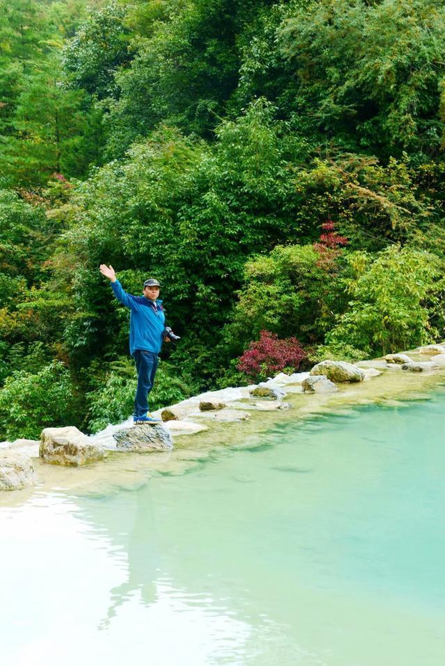 洋汤河|错峰出游正当时，文县2个秋色宜人的地方，第一个天池，人间仙境