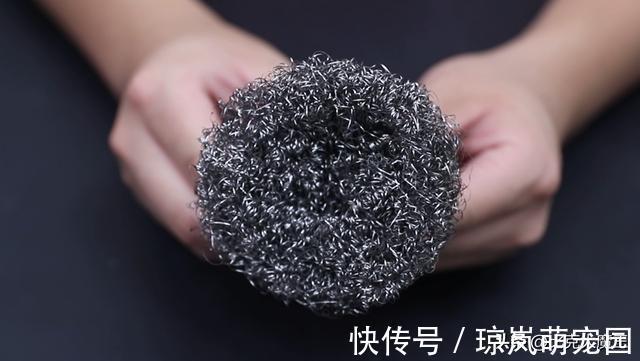 瓶盖|大瓶口的塑料瓶别扔了，简单改造一下，厉害又好用，家家都能用到