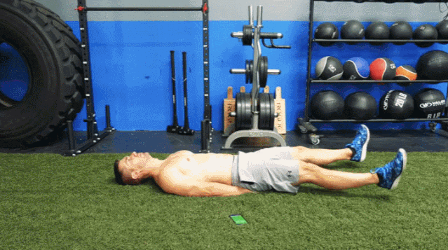 动作|减脂成功小肚腩还在，尝试徒手动作，帮你抹平小肚子，腹部变平坦