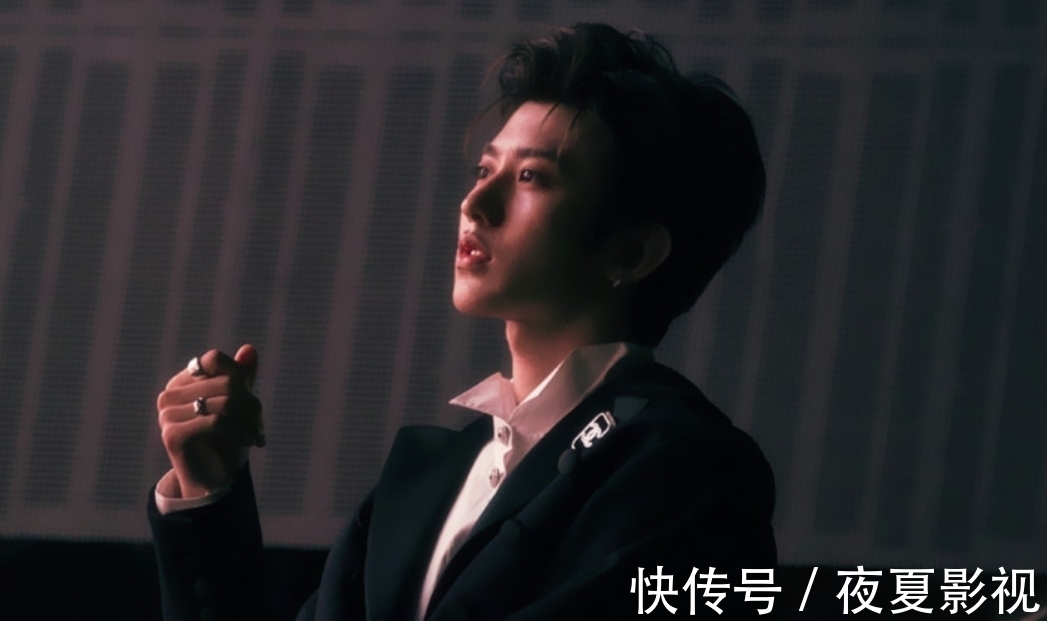 综艺感|蔡徐坤没有签公司，大环境下，他无法通过自己的力量获得电影机会