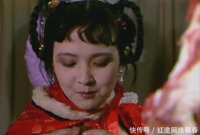 宝钗|《红楼梦》一出场就惊艳的薛宝琴,究竟有多美?竟有一股异域风情