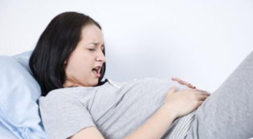 羊水|孕晚期,几种行为会提高“羊水早破”的几率,孕妈最好要避免