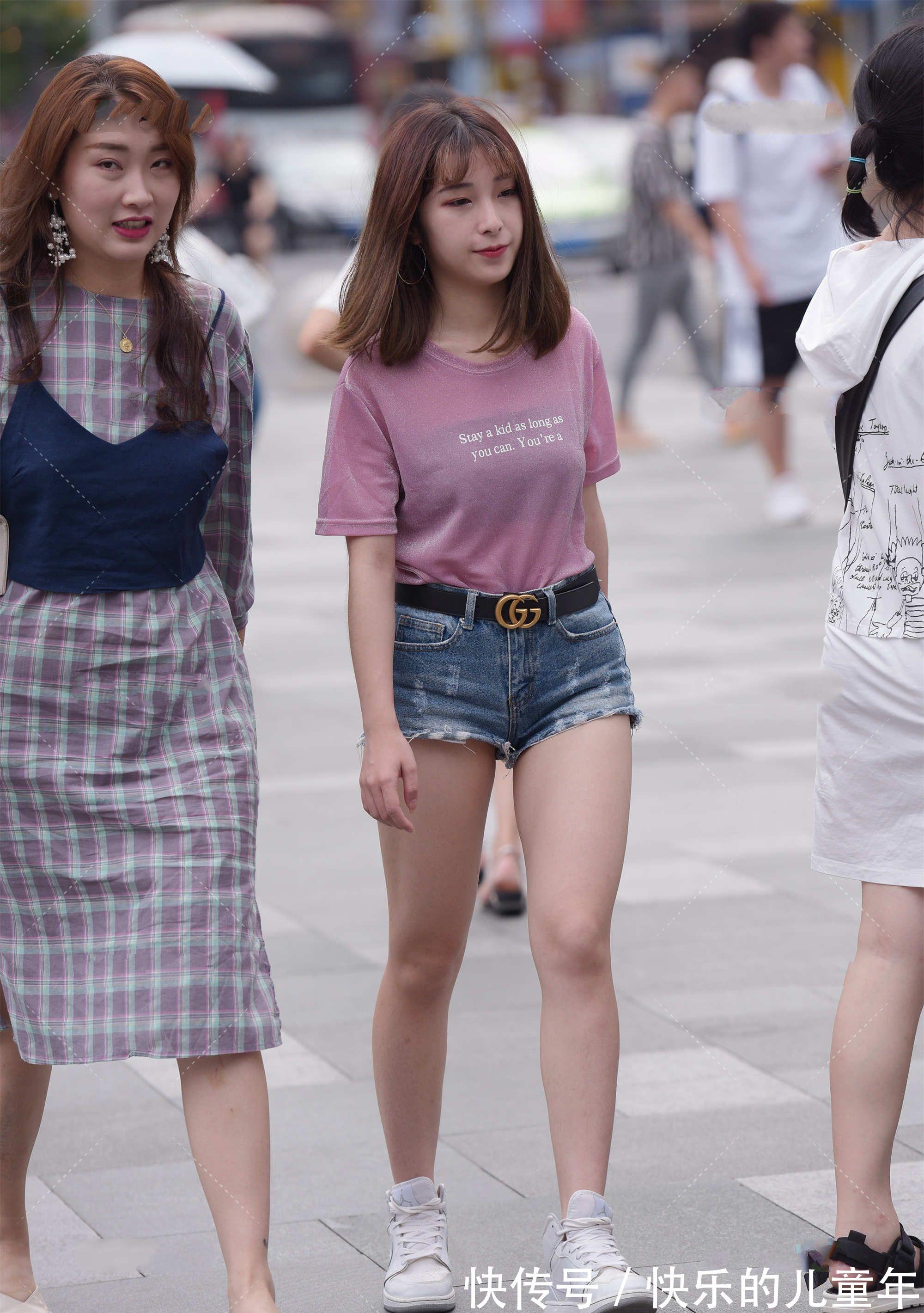 少女梦|想要打造少女感，粉色单品不可少，这套穿搭轻松帮你实现少女梦