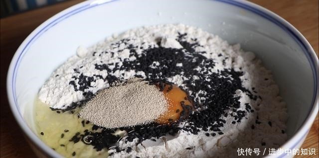 陈醋|老公最馋这肉饼,外酥里软香而不腻,多吃也不怕胖,出锅连吃7个