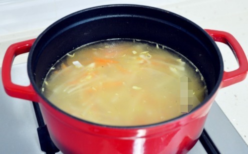 多喝萝卜丝汤，加一勺这个，比加味精都好吃