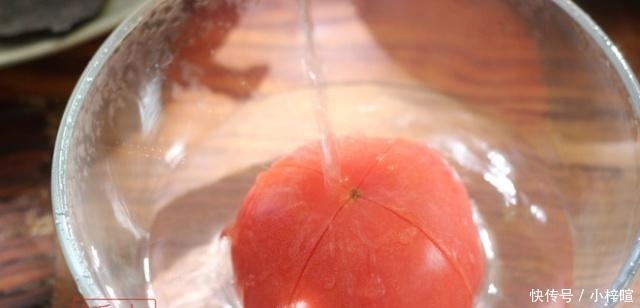 饭店的疙瘩汤大小均匀,原来少了这一步,怪不得自己做的不好喝