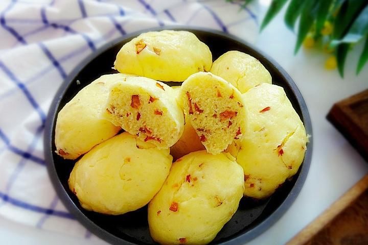 玉米粉|这发糕不用多揉面，团一团就得，比蛋糕还软还香，天天吃都不腻