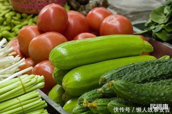 甘油三酯高,怎么降?医生提醒:记住“3少3多”,能慢慢降下来