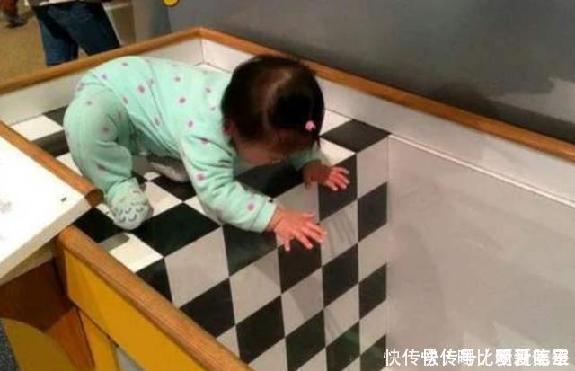 视觉|将婴儿放在“视觉悬崖”上,他们会直接爬过去吗?看完长见识了