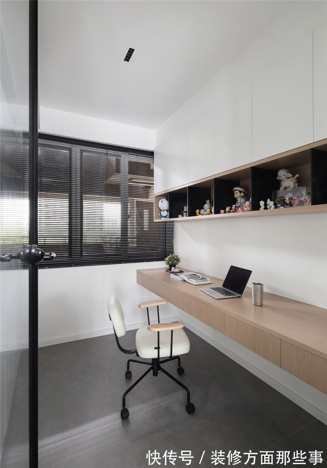 卧室|121平北欧风三居室,客厅没有电视,投影的幕布居然藏在吊顶里