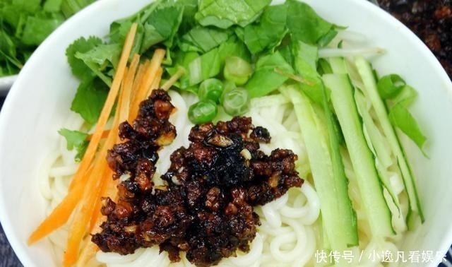 正月十四,妇女最重视的一天,老传统“吃3食忌1事”,了解一下