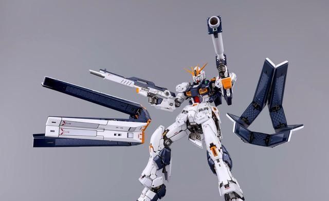 日本福冈|日本等比例的牛高达来了!不过,样子有点奇怪